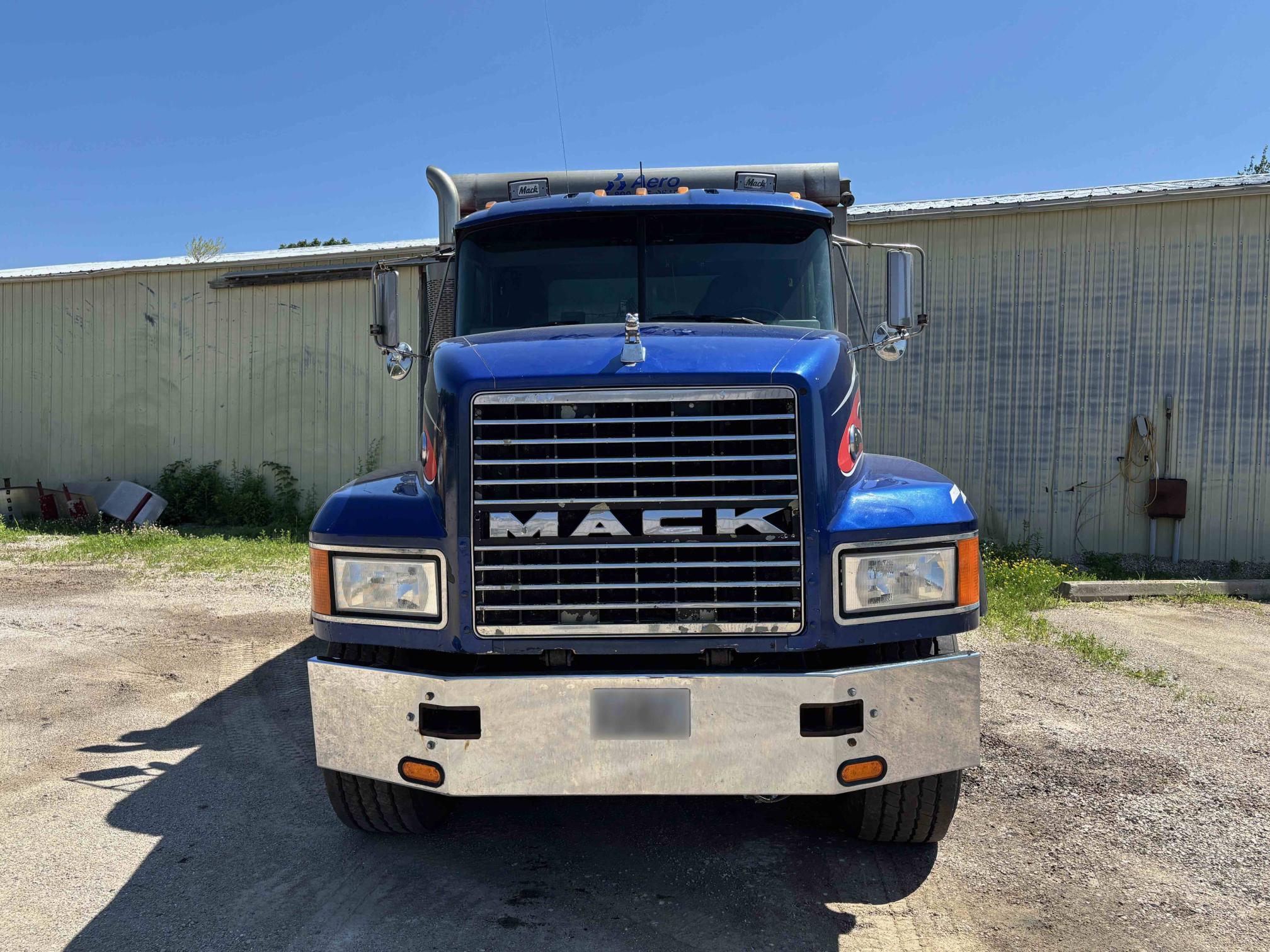 1997 MACK CL713 - Image 8